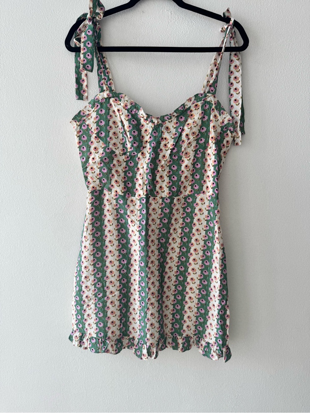 Green Floral Tie-Shoulder Women's Dress